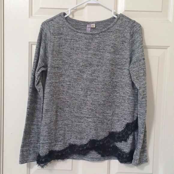 Alya Tops - Alya gray sweater size S